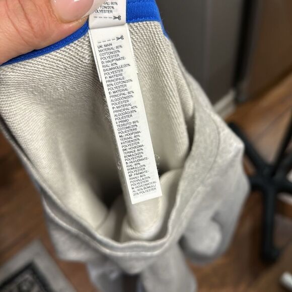 Adidas Grey Crewneck Sweatshirt - Picture 7 of 8